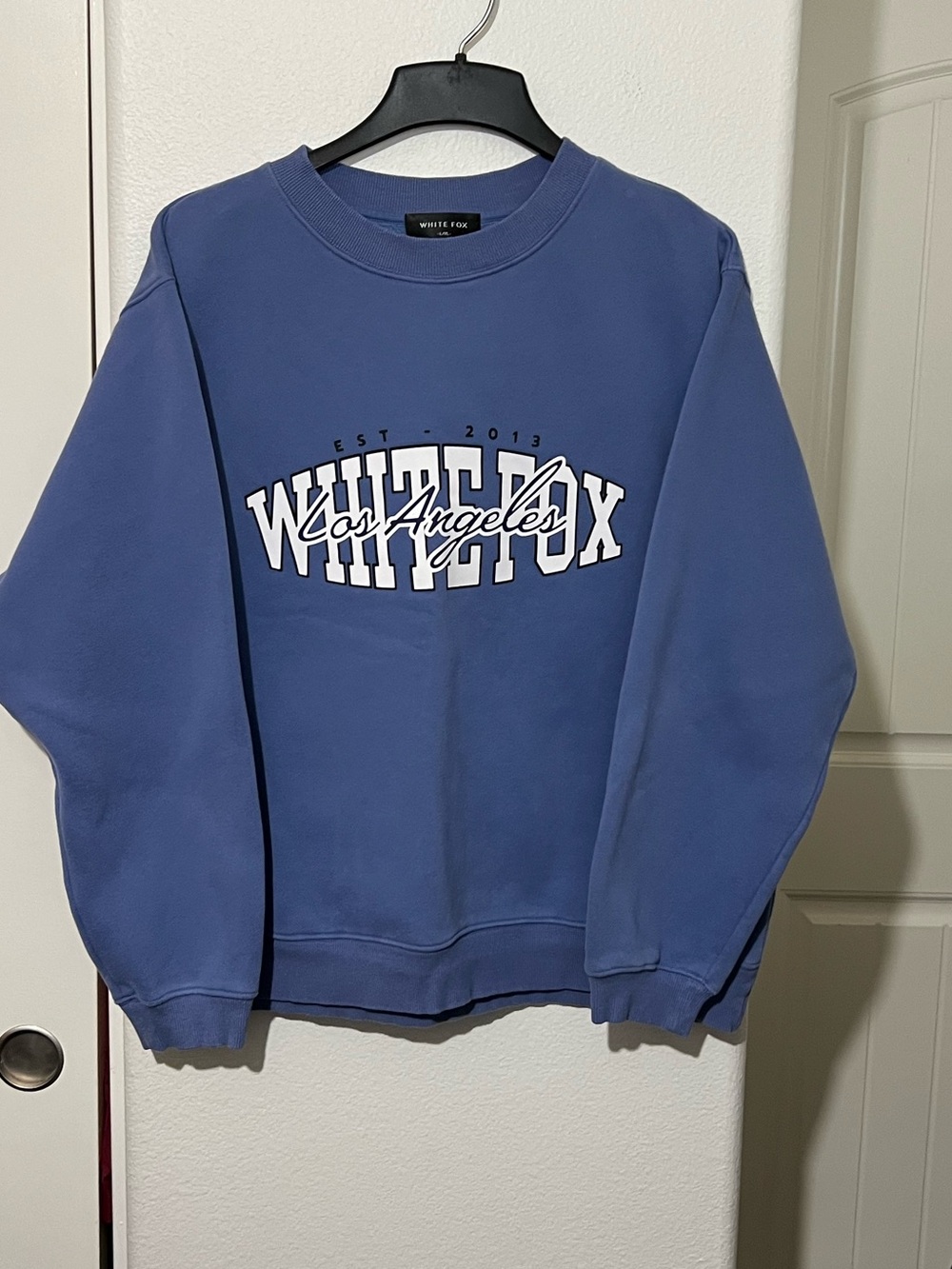 White Fox Boutique Los Angeles Graphic Crewneck Sweatshirt - Blue